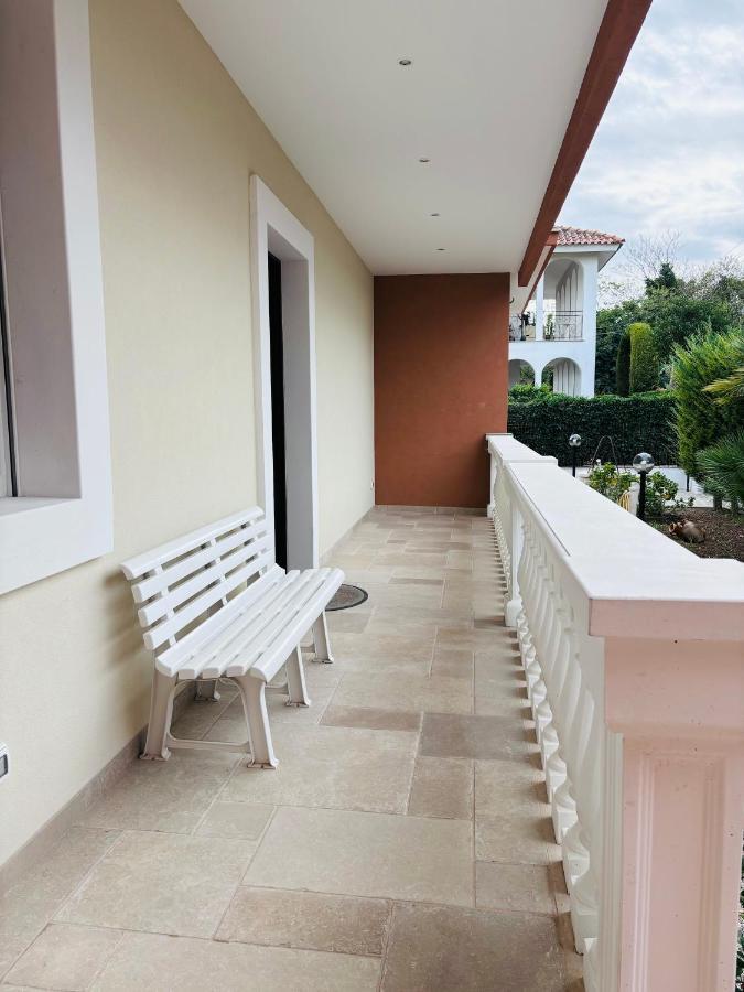 Villa Raffaele Трани Екстериор снимка